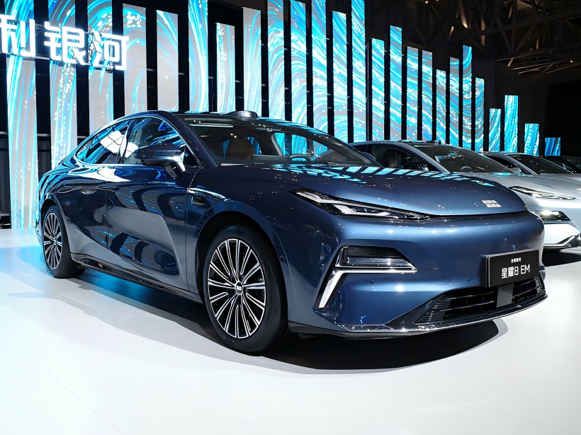 Geely Galaxy Xingyao 8 EM, Large PHEV with EM-P Hybrid, Launches May