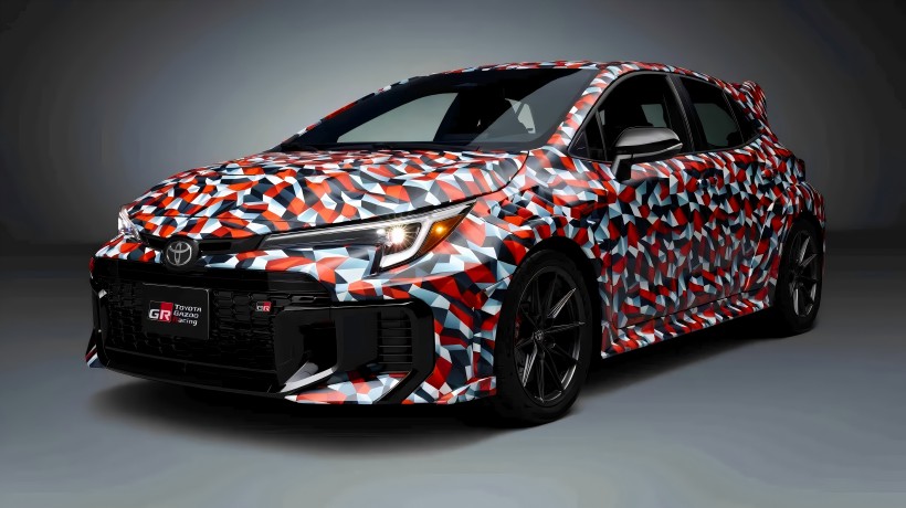 Prototype of the GRMN High-Performance Version? Official Teaser Images of the New Version of GR Corolla Released, to be Unveiled on April 13th