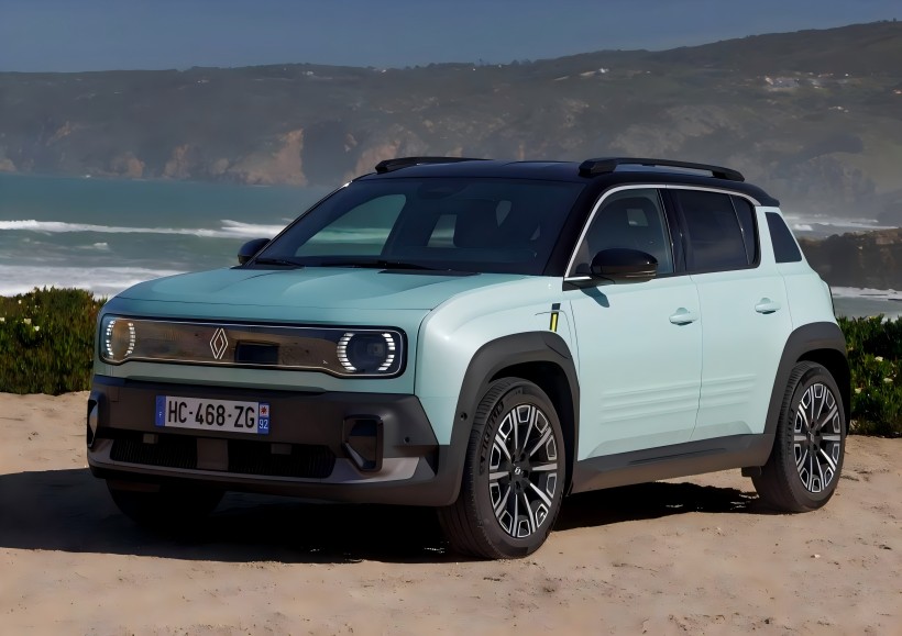 Official Images of Renault 4 E-Tech Released: Light Green Paint Option Added, Expected to Hit Overseas Markets in 2025