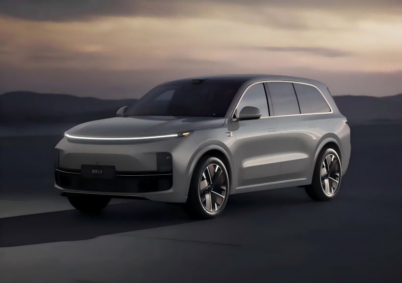 The official images of the Li L9 Intelligent Refresh Edition have been released. It is scheduled to hit the market on May 8 and will be equipped with an Elegant Gray paint job and a gold - trim package.