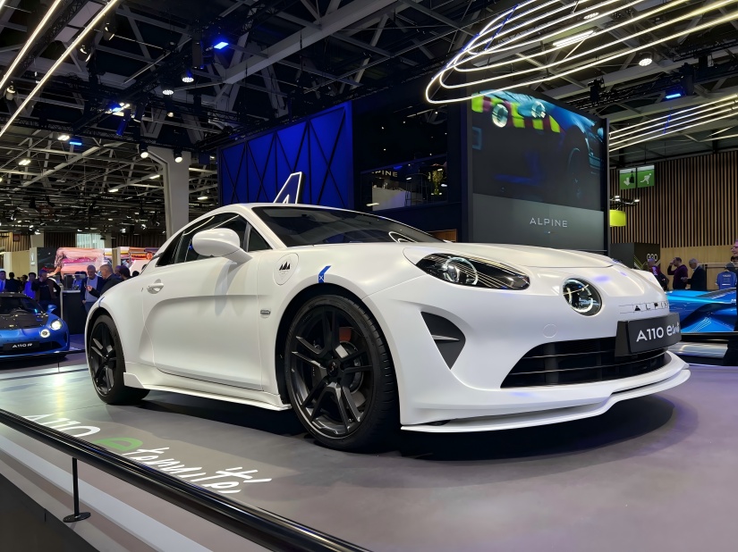 Alpine A110 EV Teaser Unveiled; Launch Planned for 2026